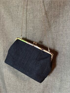 Classic Navy Frame Clutch Purse with Chain